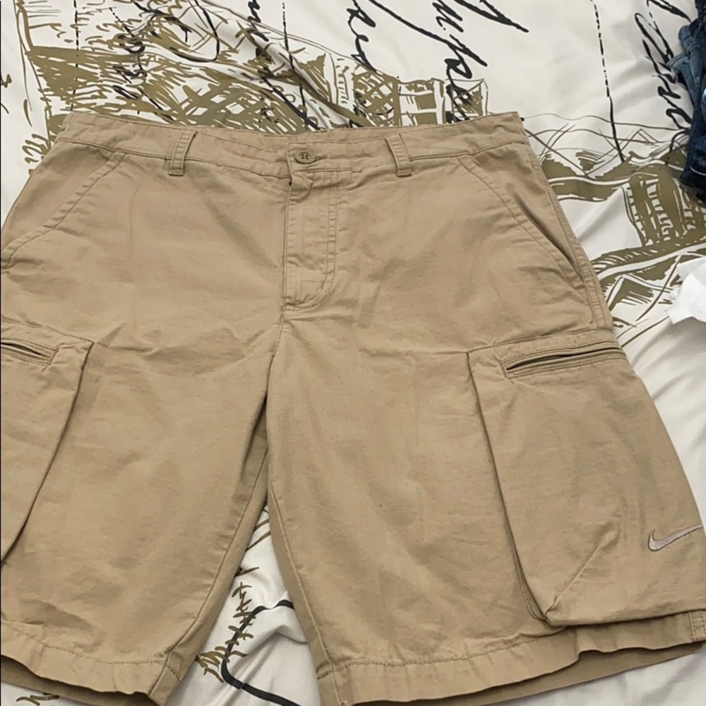 Nike cache shorts!